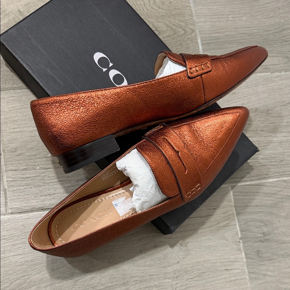 Coach Metallic Copper Penny Loafers‎ Size 7.5